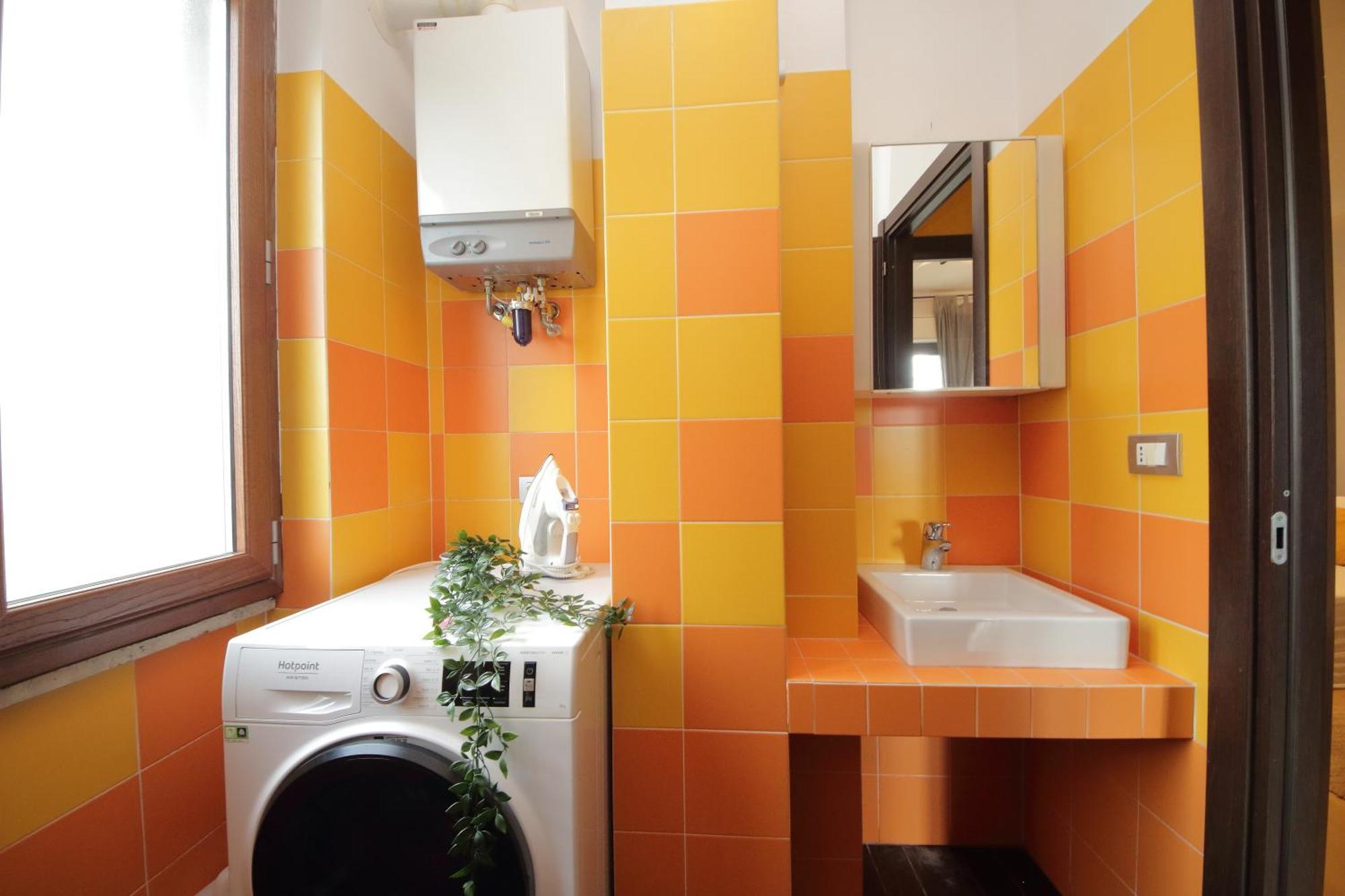 Cozy And Comfy Apartment In Piramide Metro Stop Rome Extérieur photo