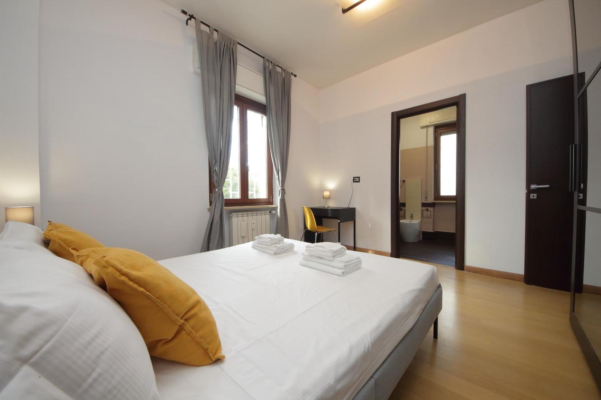 Cozy And Comfy Apartment In Piramide Metro Stop Rome Extérieur photo